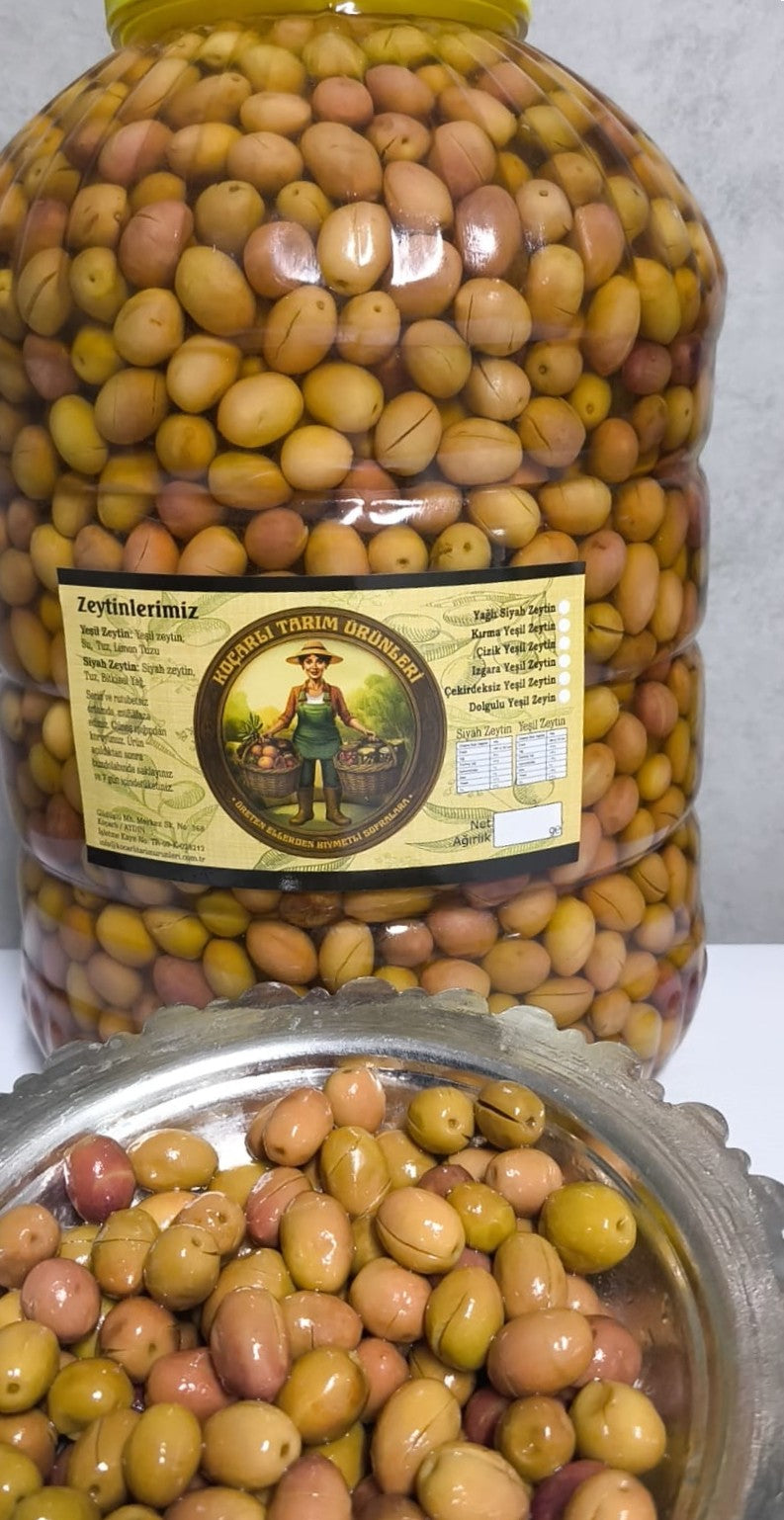 Gülümbe Çizik Yeşil Zeytin (Küçük Boy) 10 Kg. Pet