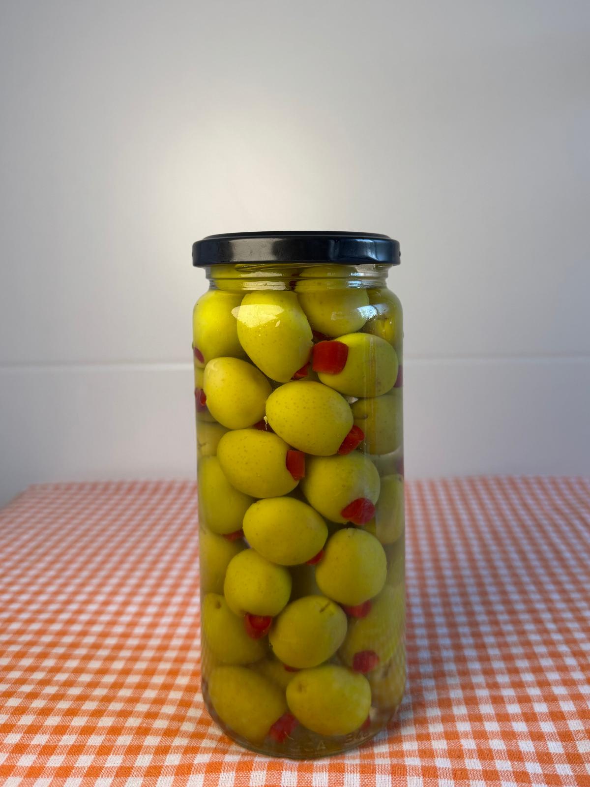 Kırmızı Biber Dolgulu Yeşil Zeytin 500 cc.